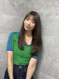 山岸逢花