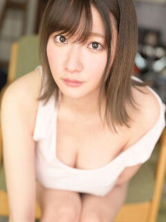 鹫尾芽衣
