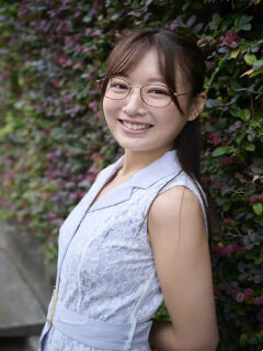 叶月まゆ