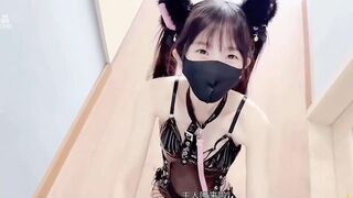 [糖心Vlog] 【萝莉女神】最新天花板萝莉女友【粉色情人】私人宠物之圈养萝莉，尾巴肛塞白虎嫩鲍，爆肏内射特写淫靡蜜壶